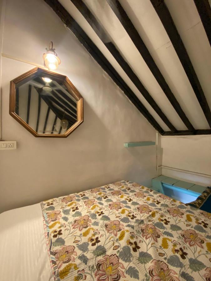 Casa Happy Dervish, 2Mins Away From The Beach Andzsuna Kültér fotó